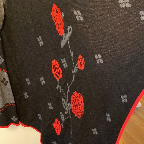 Guess, black, grey and red cardigan, size L - Picture 2 of 7